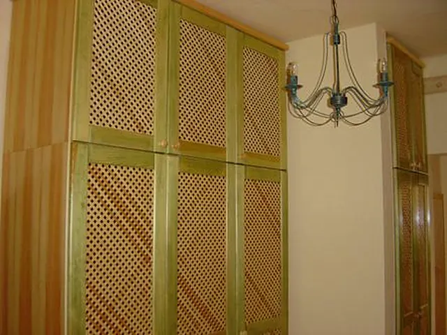 Skříně a šatny