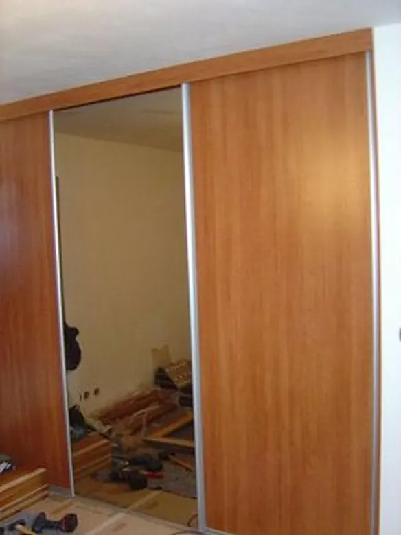 Skříně a šatny