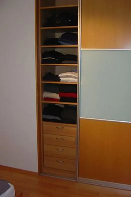 Skříně a šatny