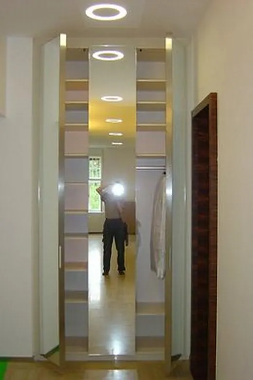 Skříně a šatny